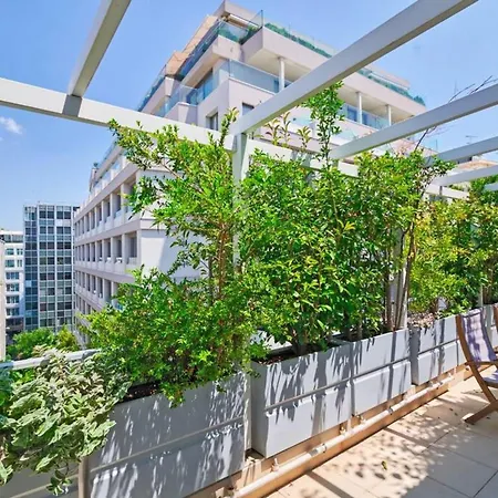 Mon3 The Magnificent Flat 1parthenon * Athens
